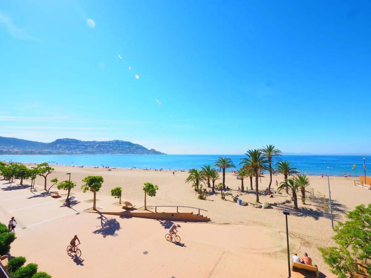 Apartment Platja De Roses-5 By Interhome