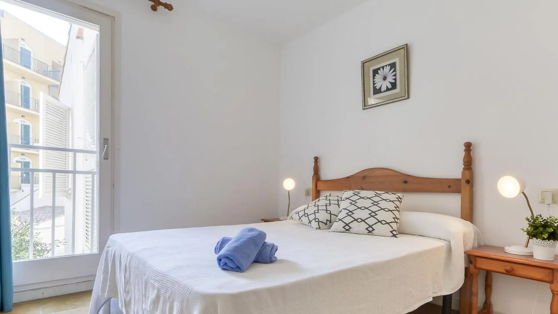 Apartment Platja De Roses-5 By Interhome