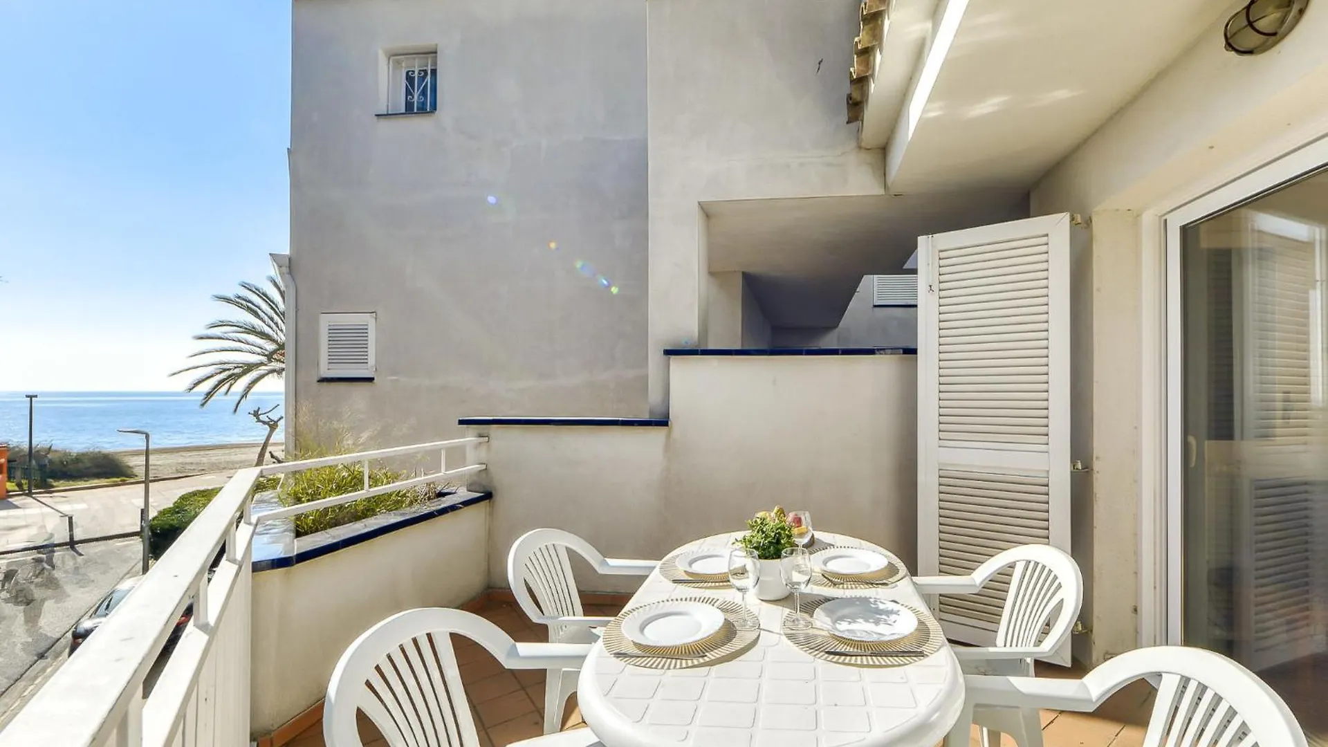 Apartment Platja De Roses-5 By Interhome location