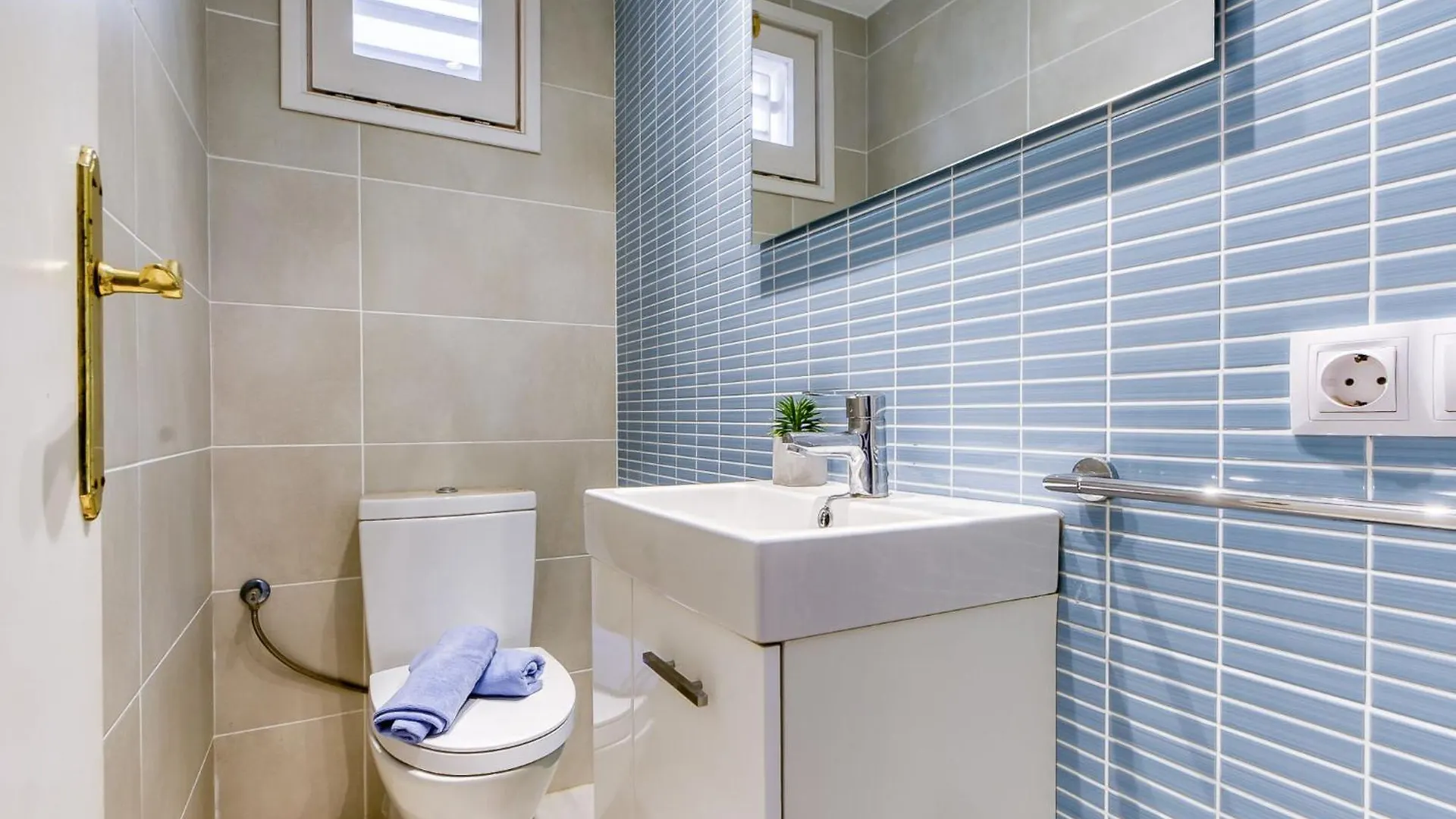 Apartment Platja De Roses-5 By Interhome